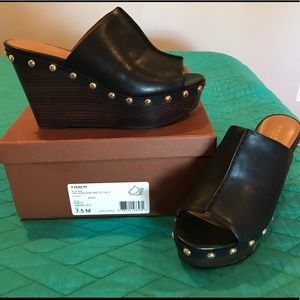 Coach wedges size 7.5